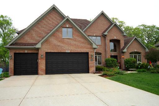 210 Amherst Meadow, Bartlett, IL 60103