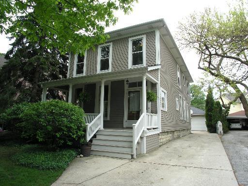 220 S Madison Ave., La Grange, IL 60525