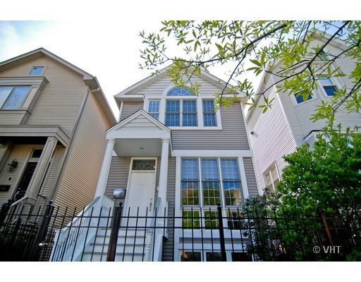 3038 N Greenview Ave., Chicago, IL 60657