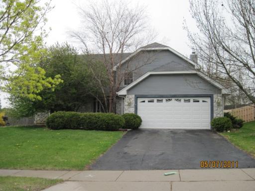 607 Sandpiper Ct., Algonquin, IL 60102