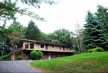 14614 Nelson Rd., Woodstock, IL 60098
