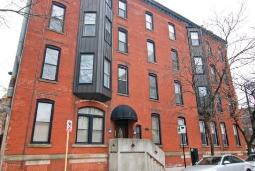 127 W Maple St. #2, Chicago, IL 60610