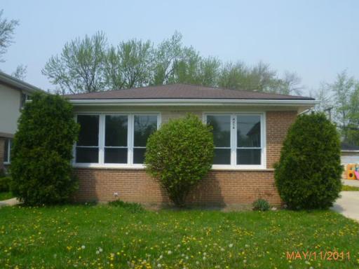 4216 Church St., Skokie, IL 60076