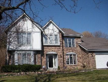 8498 Walredon Ave., Burr Ridge, IL 60527