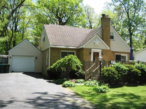 33211 N John Mogg Rd., Grayslake, IL 60030