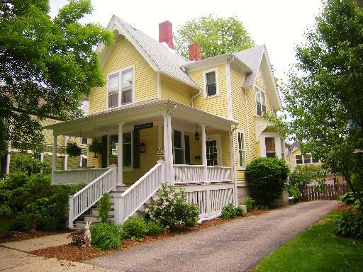 233 S Ashland Ave., La Grange, IL 60525