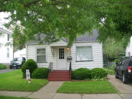 405 Garfield Ave., Aurora, IL 60506