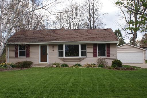 6 Sunset Ln., Algonquin, IL 60102