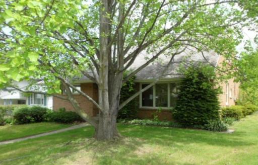 2220 Montana Ave., Rockford, IL 61108