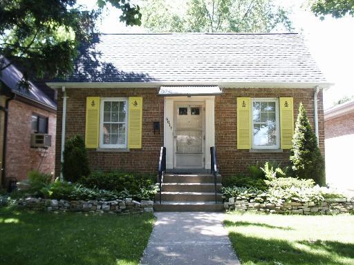 6017 Crain Ave., Morton Grove, IL 60053