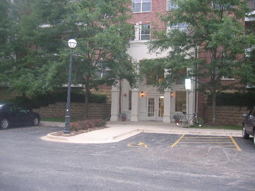3115 Town Square Dr. #203, Rolling Meadows, IL 60008