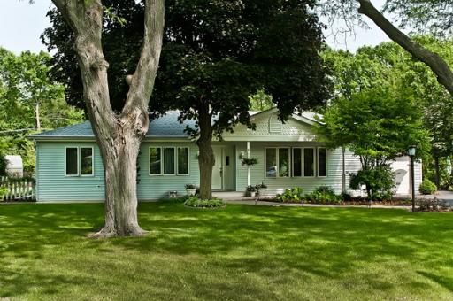 8015 Howard Ave., La Grange, IL 60525