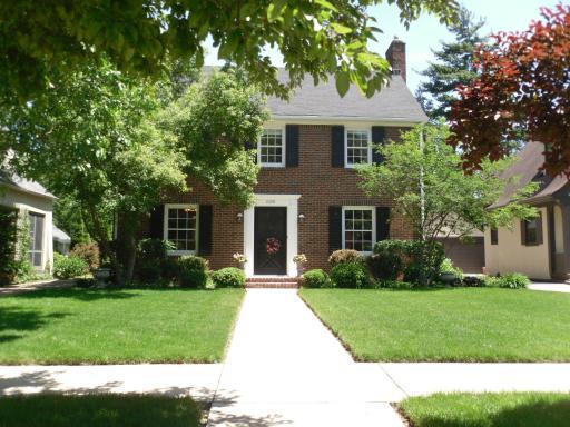 2229 Oxford St., Rockford, IL 61103