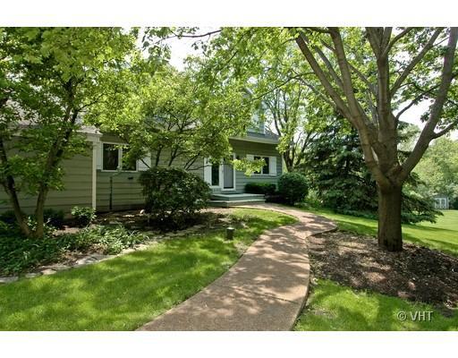 20990 N Exmoor Ave., Barrington, IL 60010