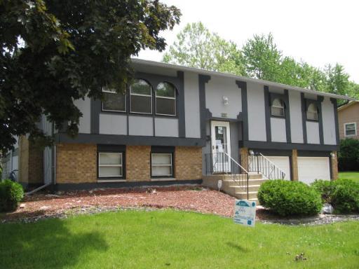 4261 189th St., Country Club Hills, IL 60478