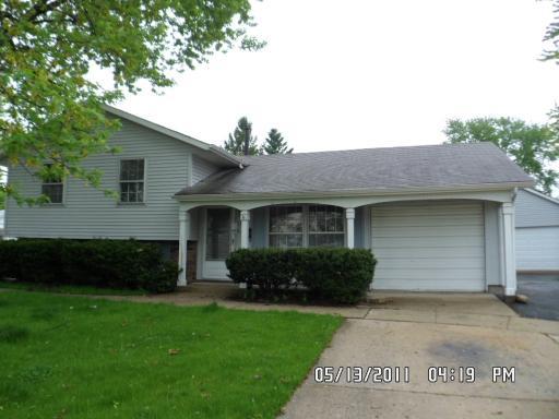 12 Baker Cir., Romeoville, IL 60446