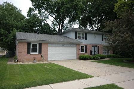 1422 Maple Ln., Elgin, IL 60123