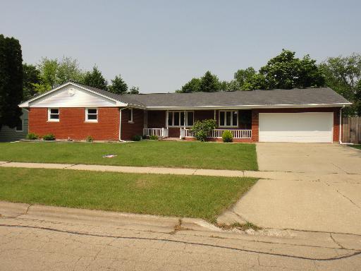 1811 Judy Ln., Dekalb, IL 60115