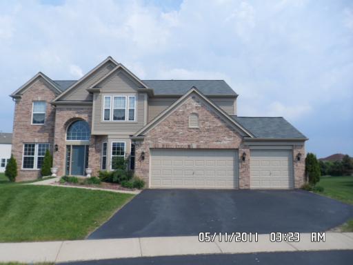 2 Hogan Ct., Bolingbrook, IL 60490