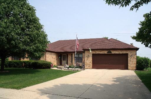 225 Wilcox Dr., Bartlett, IL 60103