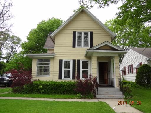 512 Saint Charles, Elgin, IL 60120