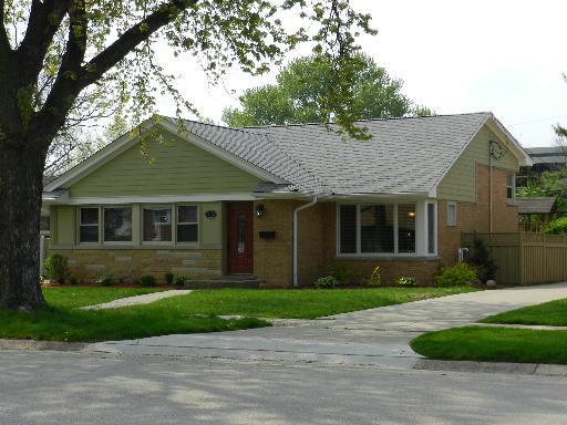 1309 Lois Ave., Park Ridge, IL 60068