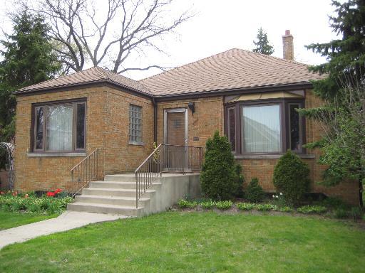 3504 Harrison Ave., Brookfield, IL 60513