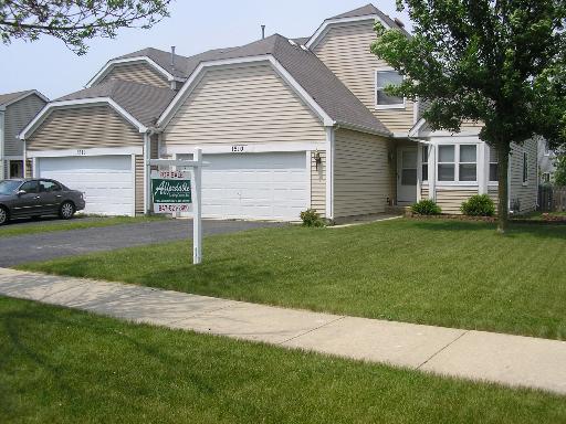 1510 Exeter Ln., South Elgin, IL 60177