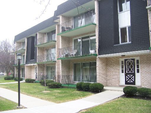 10404 S Parkside Ave. #2C, Oak Lawn, IL 60453