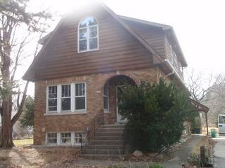 228 S Oak Ave., Westmont, IL 60559
