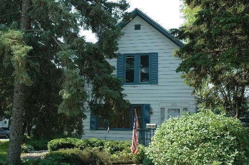 253 Morgan St., Elgin, IL 60123