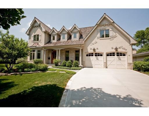 112 Ann St., Clarendon Hills, IL 60514