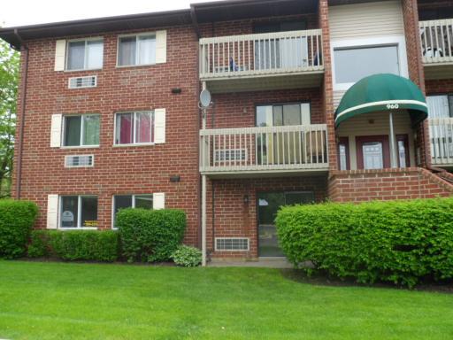 960 Lakeside Dr. #1B, Vernon Hills, IL 60061