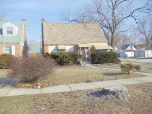 102 164th St., Calumet City, IL 60409