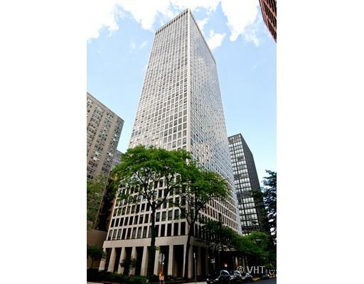 260 E Chestnut St. #3707, Chicago, IL 60611