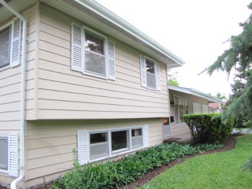 25w167 Ridgeland Ave., Naperville, IL 60563