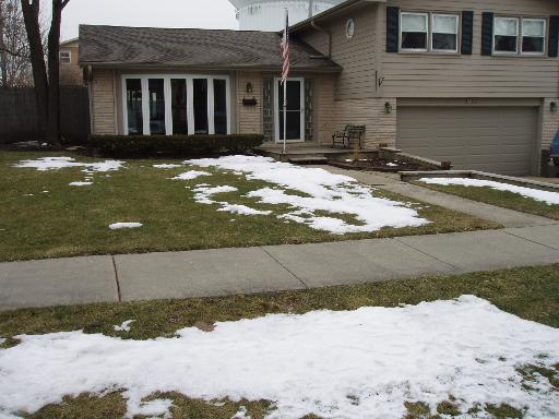 700 Debra Dr., Des Plaines, IL 60016
