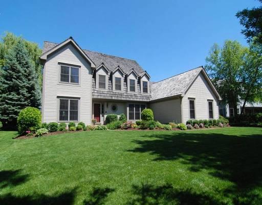 679 Bent Ridge Ln., Barrington, IL 60010