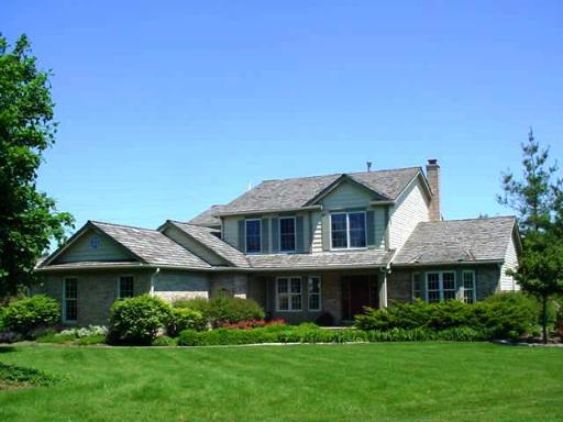 27707 La Vista Dr., Mundelein, IL 60060