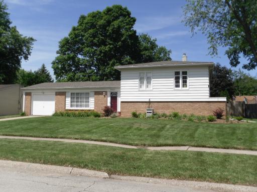 1821 Spring Brook Ave., Rockford, IL 61107
