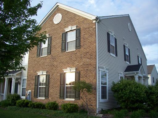 329 Litchfield Dr., Round Lake, IL 60073
