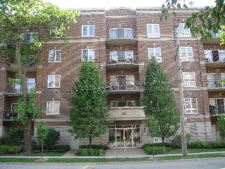 1277 E Thacker St. #202, Des Plaines, IL 60016