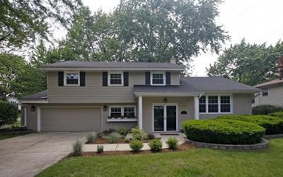 1145 Basswood Dr., Naperville, IL 60540