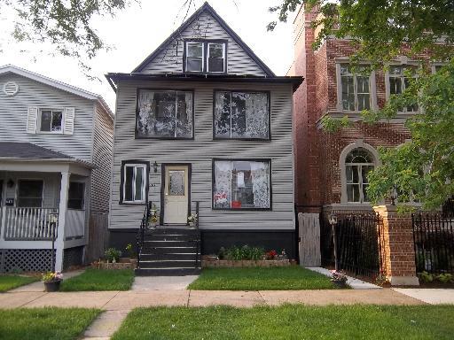 1928 W Wolfram St., Chicago, IL 60657