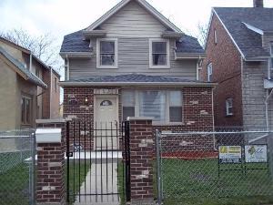 8835 S Michigan Ave., Chicago, IL 60619