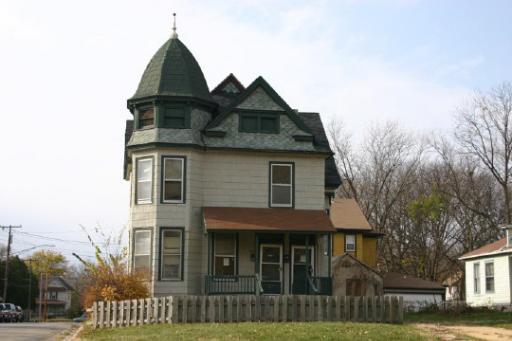 312 N Avon St., Rockford, IL 61102