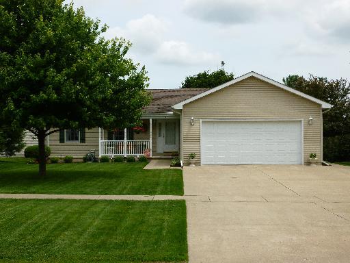 315 S East St., Somonauk, IL 60552
