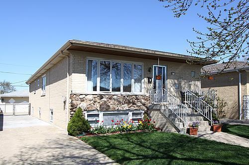4940 N Newland St., Chicago, IL 60656
