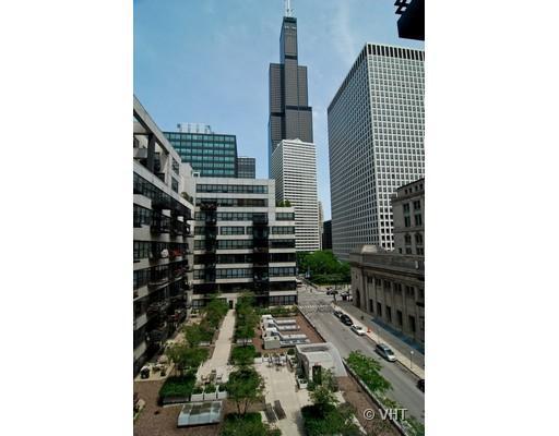 130 S Canal St. #602, Chicago, IL 60606