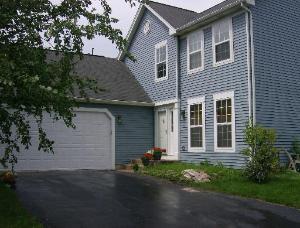 2106 Aspen Dr., Woodstock, IL 60098